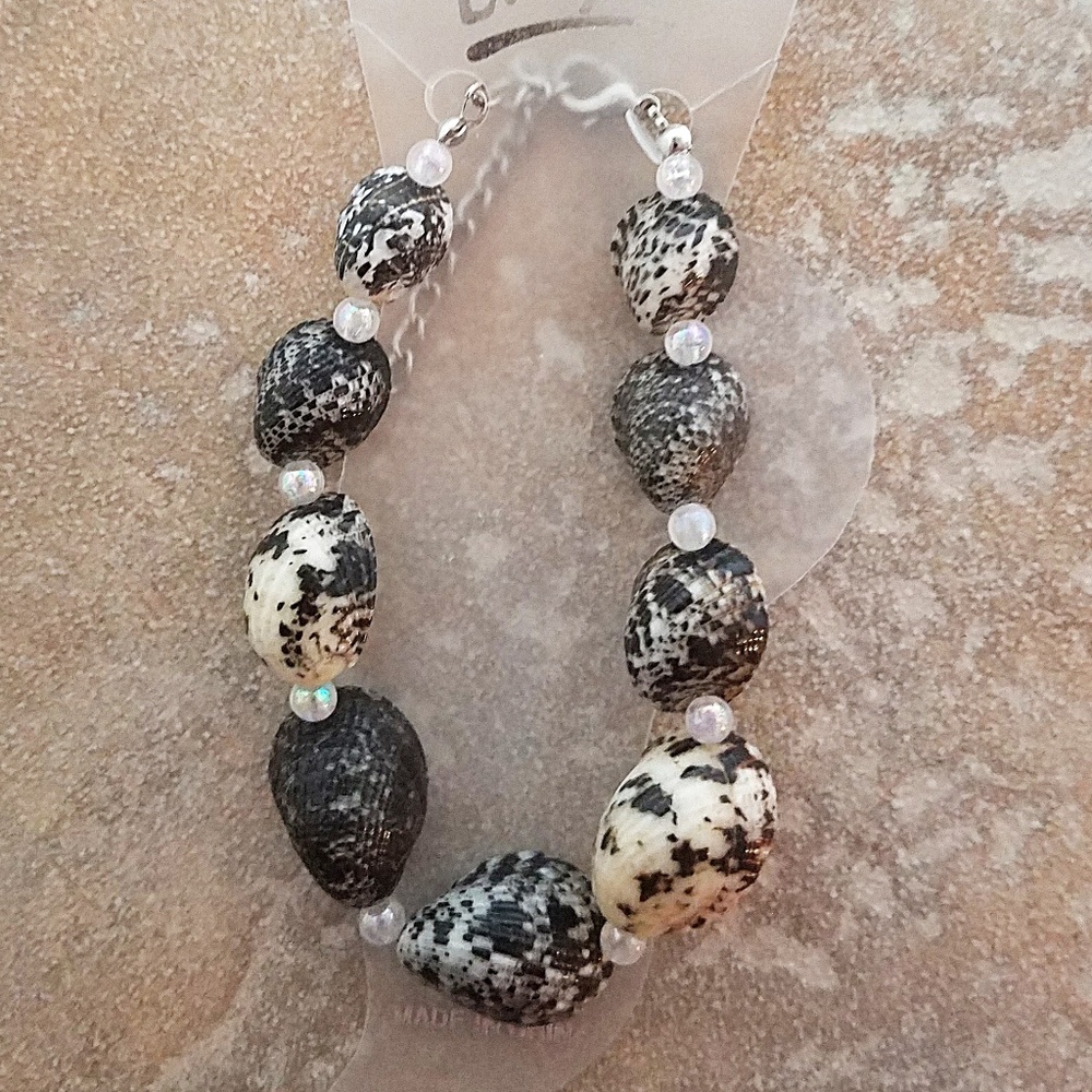 Sea Shell Anklet with Aurora Borealis Beads